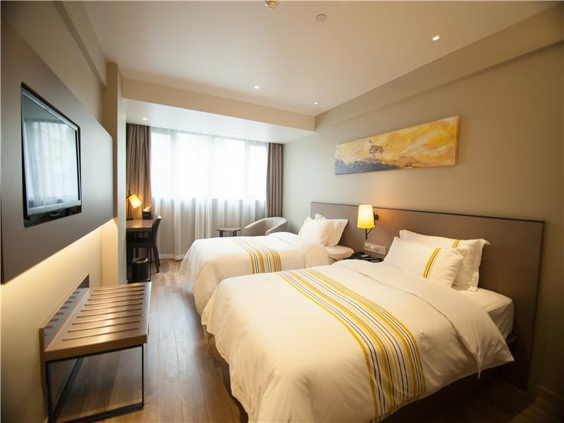 Home Inns Plus Shanghai Xujiahui Branch Exterior foto